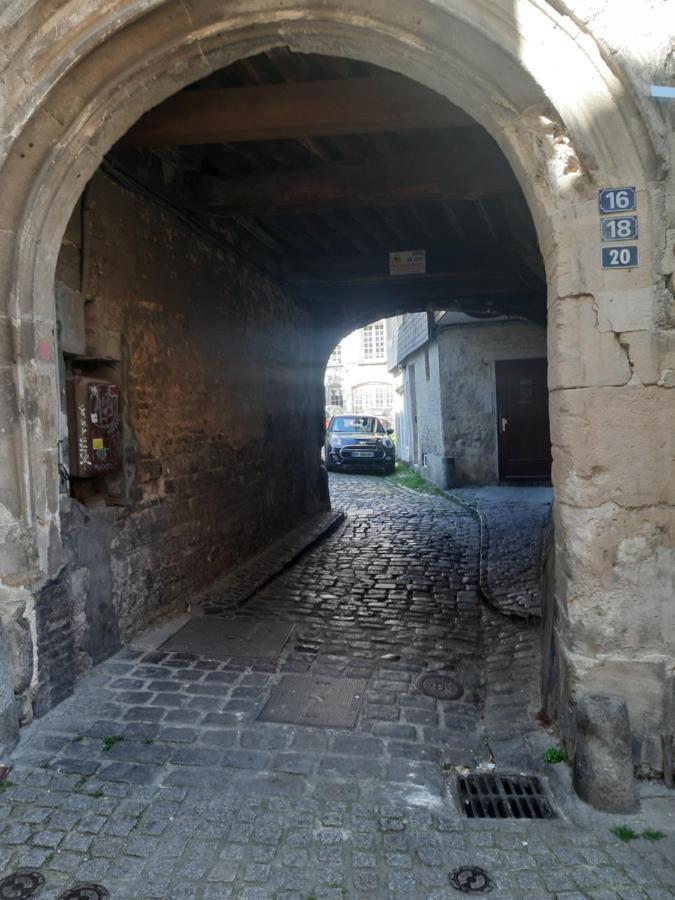 Apartmán Souplex De La Rue Froide Caen Exteriér fotografie